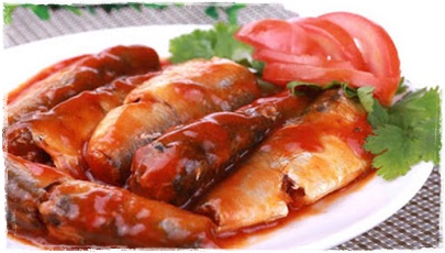 sardinas en salsa de tomate