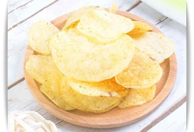 chipsy ogórkowe
